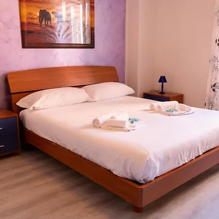 Marina House Varenna