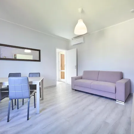 Appartement Marina House *