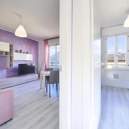 Marina House 아파트