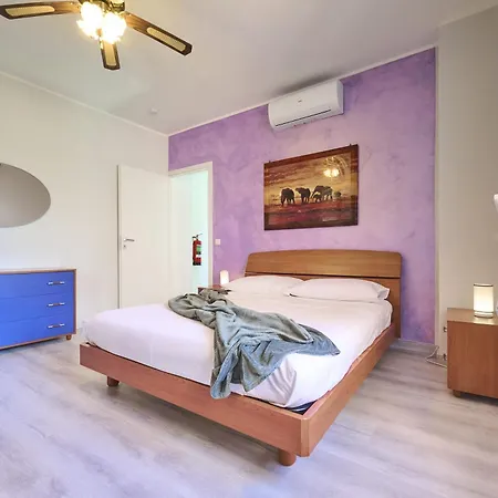 Marina House 아파트 *